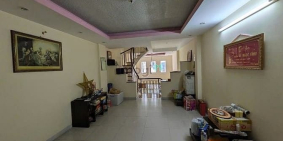 Bán nhà riêng: Lạc Long Quân - Tân Bình - Hẻm Oto - DT: ( 4x13m) - 4 Tầng - Nhỉn