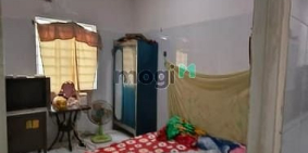 Bán nhà riêng: Hẻm xe tải thông sát mặt tiền QL13 gần KDC Hồng Long 5x23 chỉ 15 