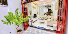 Bán nhà riêng: Bán nhà Bằng Liệt - Linh Đàm, 50m2 x 5tầng,đẹp, gần đường,giá 7.9