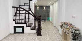 Bán nhà riêng: Bán nhà Bằng Liệt - 50m2x5T,mới, đẹp,gần đường,giá 7.86 tỷ,oto đỗ