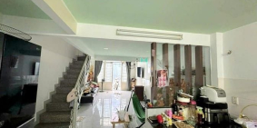 Bán nhà riêng: Hẻm thông xe hơi tận nhà đối diện Vạn Phúc city 2 tầng 4x15; 5,4 