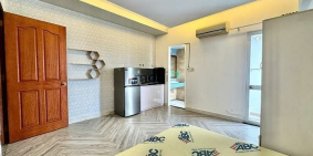 Phòng trọ: STUDIO nội thất cơ bản, gần ĐH Văn Hiến, có bancol ngay Luỹ Bán Bích