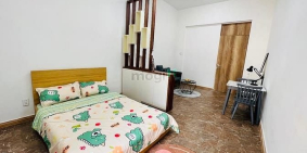 Phòng trọ: Phòng tách bếp có máy giặt riêng.