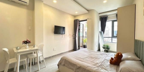 Phòng trọ: Cho thuê CHDV gần văn lang 35m2 full nội thất Ban Công