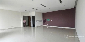 Văn phòng: Văn phòng Golden King Q7 dt 33-58m2 trống- có nội thất .