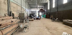 Nhà Kho - Xưởng: Cho thuê kho MT TX52 đường xe container DT: 10*50 tổng 500m2 Gi