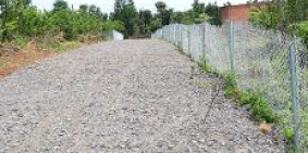 BÁN GẤP ĐẤT TRẢNG BOM, THÍCH HỢP ĐỂ Ở, GIÁ CÔNG NHÂN.