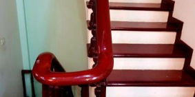 Nhà lô góc..Láng Hạ, Đống Đa 43m2, 5 tầng, 4.8 tỷ. Ở ngay, ô tô đỗ cổng.0943228039