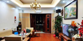 Kinh doanh đỉnh! Vỉa Hè! Lô Góc! Bán nhà Pháo Đài Láng 60mx5T. 11 tỷ