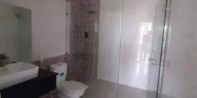 Nhà HXH đường Âu Cơ,P10 Tân Bình,1 triệt 3 lầu 1 sân thượng,giá chỉ 5.55 tỷ.