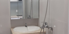 Nhượng CH Officetel số 25 Garden Gate khu sân bay, 34m2, full nội thất y hình.