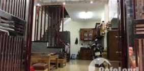 Nhỉnh 3 tỷ sở hữu ngay ngôi nhà trên phố Tôn Thất Tùng: DT.32m 4 Tầng.