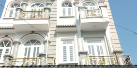 Bán nhà MT Kinh Doanh Chiến Lược 4,5x20m giá 4 tỷ 200