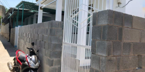 Nhà đẹp ngay trung tâm Mũi Né, cần tiền nên bán gấp thấp hơn thị trường 300 trệu