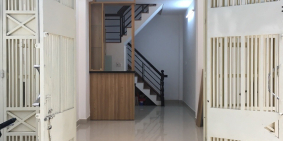 Cần bán nhà Lý Thái Tổ, P.10, Q.10, trệt 2 lầu, 3.1 tỷ.