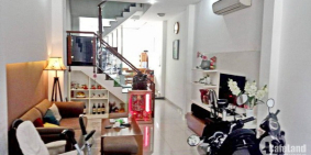 Bán gấp nhà 1 lầu đúc hẻm xe hơi 44 Bùi Văn Ba quận 7.