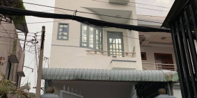 bán nhà mặt tiền gần chợ thủ đức nằm vị trí đắc địa dân trí cao