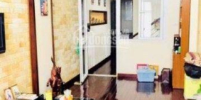 Cho thuê nhà phố Hoàng Quốc Việt làm văn phòng , hộ gia đình giá 20tr/tháng