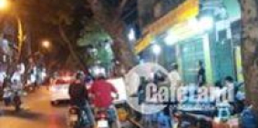 cho thuê nhà ở hoàn kiếm làm siêu thị , ngân hàng, nhà hàng