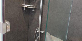 Cho thuê nhà nguyên căn trường sa 1 trệt 2 lầu 3pn khép kín.