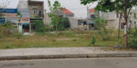 Khổ 121m2 - mặt tiền 5,5m KQH Bàu Vá - Vịt Thuận - hướng Đông Bắc. Gía 20,8tr/m2