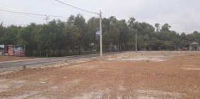 LÔ GÓC NỞ HẬU. Mặt tiền đường nhựa view hồ. Đất nền dự án gần sân bay Phú Bài. LH 0796571878