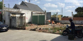 Đất chính chủ Võ văn bích, gần chợ hóc môn, thổ cư có sổ riêng, bao xây dựng, công chứng sang tên ngay LH: 0907.639.419