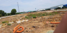 VỢ CHỒNG KẸT TIỀN Tôi cần bán lô đất 120m2 MẶT TIỀN ĐƯỜNG DT747- Ngay chợ Tân Hiệp- 900tr.