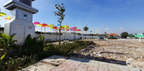 Cần bán đất nền ngay mặt tiền đường tại trung tâm thị xã Thuận An