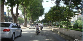 Cho thuê nhà mặt phố Trần Thái Tông, Diện tích 90m2 x 5 tầng, MT 6.2m