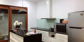 Bán gấp nhà Nguyễn Văn Huyên, 2 thoáng, 5 tầng, ô tô, KD tốt. 5 tỷ 8. LH 0973.497.885