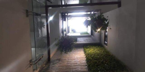 nhà đẹp mặt phố, kinh doanh, ô tô  tránh, quận Hai bà Trưng,107 m2, mặt tiền 8m, giá 13,5 tỷ. 0839033934.