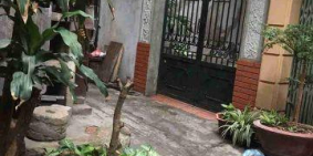 Nhà to tiền nhỏ, ô tô đỗ cửa đường Giáp Bát, Kim Đồng 82m2 xây 5 tầng chỉ 4.7 tỷ