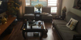 Bán gấp Long Biên, ngay Chương Dương, 40m2x4T, 2,4 tỷ có TL mạnh.Lh 0968.056.423.  Nhà mình gần cách cầu Chương Dương 100m, qua cầu vào nội thành Hà Nội, cách n