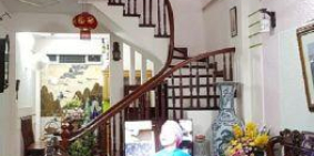 Bán nhà Cổ Linh – Long Biên 38m x 5T. OTO Đỗ 2.8 tỷ thương lượng