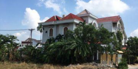 Biệt thự sân vườn Q12 - gần cầu ngã tư Ga - cách TT quận Gò Vấp 1 km. LH: 0349501938 - 0374896841