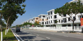 Bán nhà nhỏ xinh giá rẻ hẻm xe hơi tận nơi đường số 25a tân quy q7