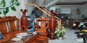 Ô Tô đậu cổng Nhà mới tinh 5 x11m, 4 lầu, 5pn. 5wc Dương Q Hàm, GV.  0901392122