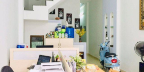 Bán nhà hẻm xe tải đường Lê Đình Thám, DT 4m x 15m, nhà 2 lầu. Giá 5.4 tỷ.