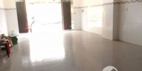 Cho thuê nhà mặt phố Nguyễn Thái Học, 105m x3 tầng, 50tr/th