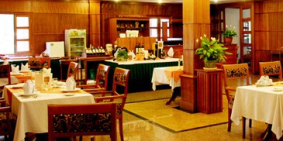 Cho thuê mặt tiền phố Nguyễn Chánh - Trung Hòa, 109m, mặt tiền 8m, 50tr/th