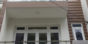 Nhà cho thuê 210m2,  1 trệt 3 lầu, hẻm thông xe hơi tận nhà