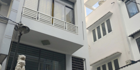 Cho thuê nhà mặt tiền đường 79 phường tân quy, Q7, 78m2.