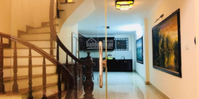 * Cho thuê nhà tại Hào Nam làm CĂN HỘ DỊCH VỤ, 12tr/tháng.