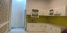 Mình còn 1 phòng rộng có nội thất, ở được 4-5 người, ngay chợ Bình triệu