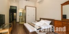 Đội cấn ; 73m2 x 3 tầng, mặt tiền 5m ; Giá: 24tr/tháng