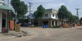 cần bán nhà phố khu vực chánh phú hoà