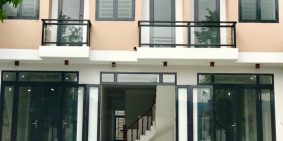 NHÀ PHỐ NGAY ĐƯỜNG D12 THỊ XẢ BẾN CÁT .GIÁ CÔNG NHÂN