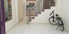 Nhà ngõ 18 Định Công Thượng diện tích 32mX4t, giá 2,85 tỷ. LH 0902130310