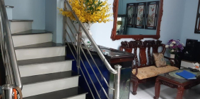 Chính chủ bán nhà Trương Định, 30m2, giá 2,3 tỷ. LH 0971320468.